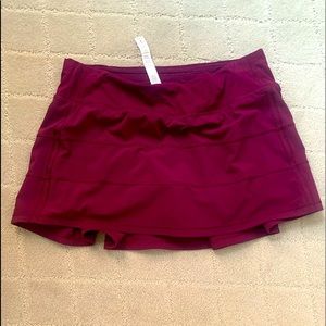 Lululemon tennis/run skirt